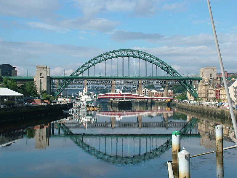 800px-tyne_bridge_-_newcastle_upon_tyne_-_england_-_2004-08-14 800px-tyne_bridge_-_newcastle_upon_tyne_-_england_-_2004-08-14